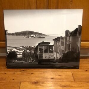 San Francisco cable car photo video brave cars Alcatraz